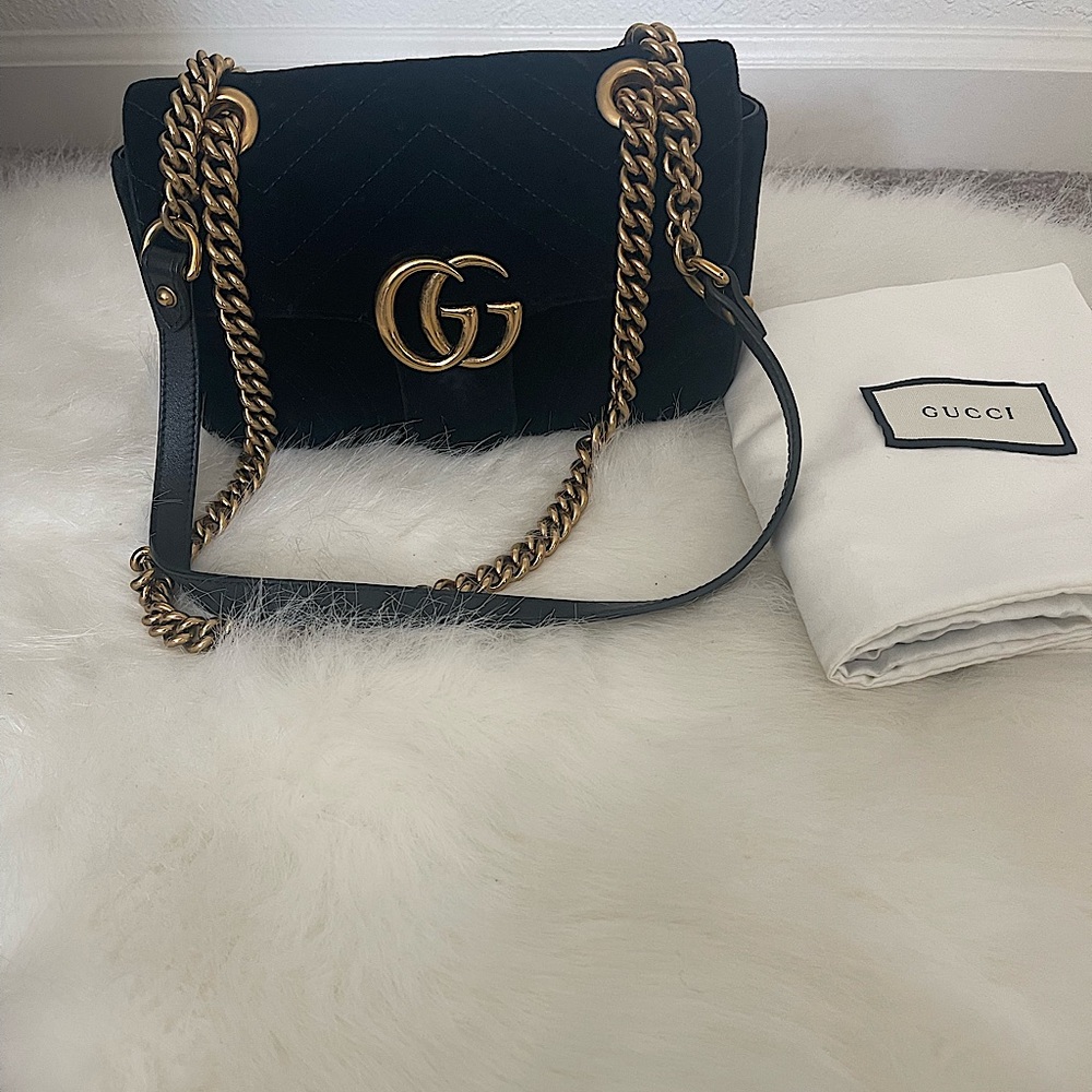 Authentic Gucci GG Marmont Flap bag Matelasse Velvet mini